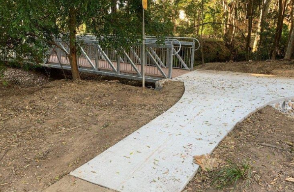 Tom Simpson Park Pedestrian Bridge